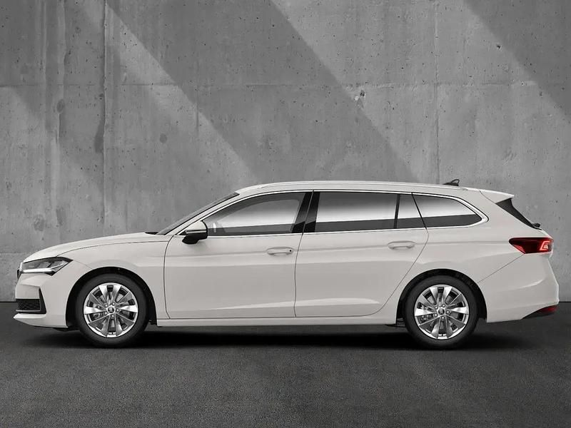 Neu Skoda Superb Selection 193 PS (141 kW) 2026 Blau Kombi