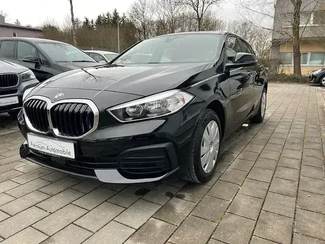 Gebraucht BMW 116 Performance 116 PS (85 kW) 2023 Schwarz Kleinwagen