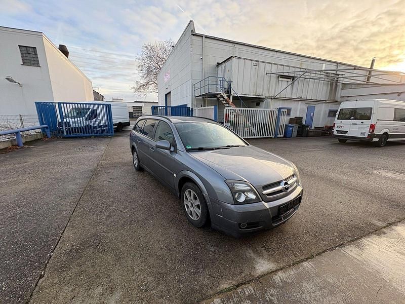 Silber Gebraucht 2005 Opel Vectra Edition Kombi | 1.299 € (Guter Preis) - Bild 1/4