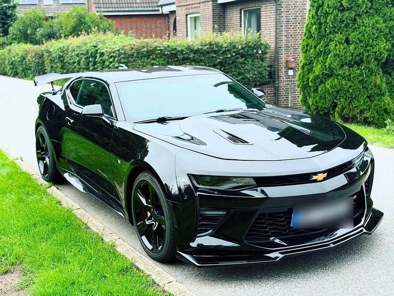 Schwarz Gebraucht 2016 Chevrolet Camaro Coupé | 31.500 € (Etwas zu teuer) - Bild 1/4