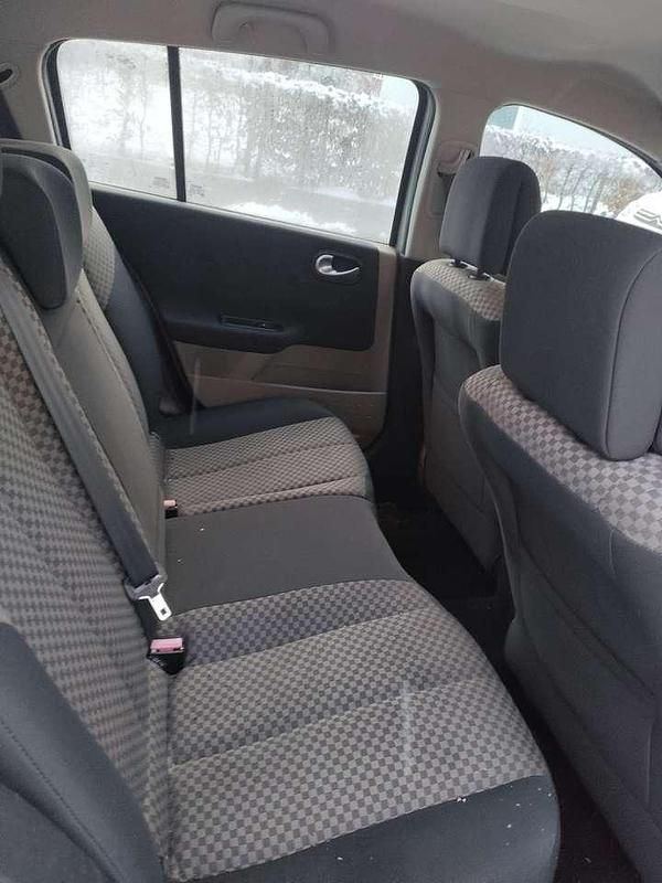 Gebraucht Renault Mégane II Privilege 113 PS (83 kW) 2002 Grau Limousine