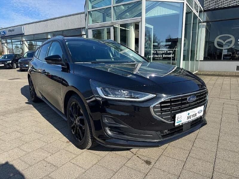Gebraucht Ford Focus Titanium 116 PS (85 kW) 2024 Obsidianschwarz metallic Kombi