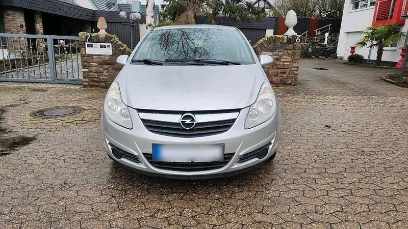 Gebraucht Opel Corsa Innovation 101 PS (74 kW) 2008 Silber Kleinwagen