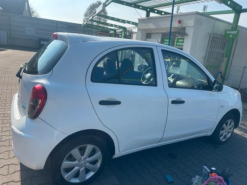Gebraucht Nissan Micra 80 PS (58 kW) 2013 Weiß Kleinwagen