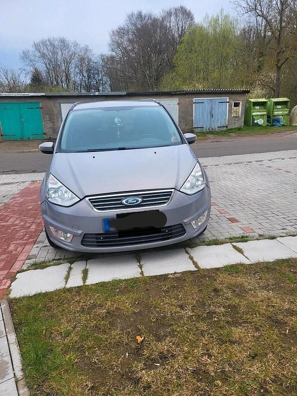 Gebraucht Ford Galaxy 140 PS (102 kW) 2010 Grau Van / Kleinbus