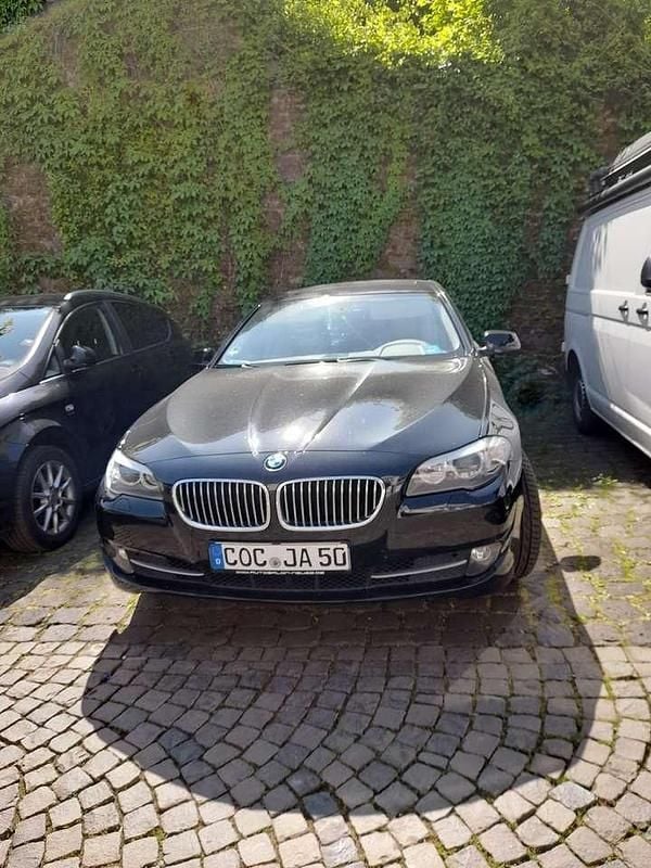 Second-hand BMW 520 184 CP (135 kW) 2013 Negru Break