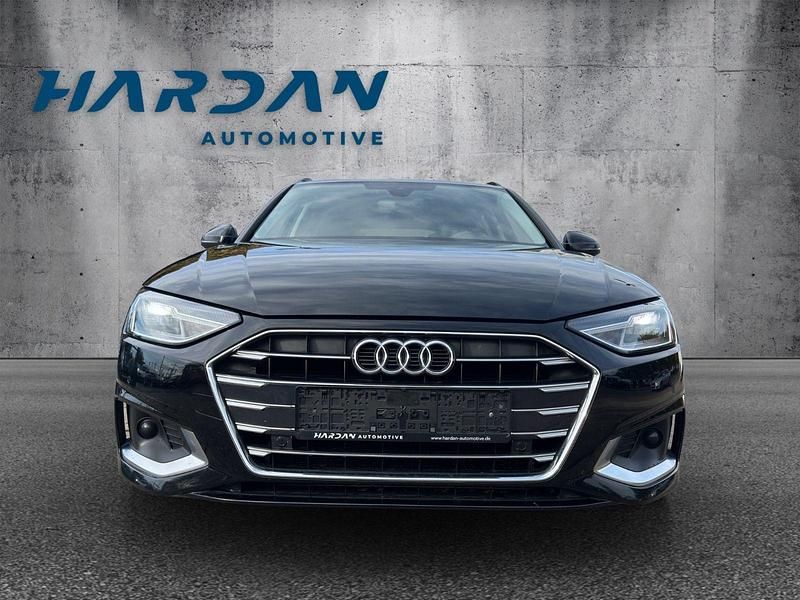 Gebraucht Audi A4 Advanced 163 PS (119 kW) 2020 Schwarz Kombi