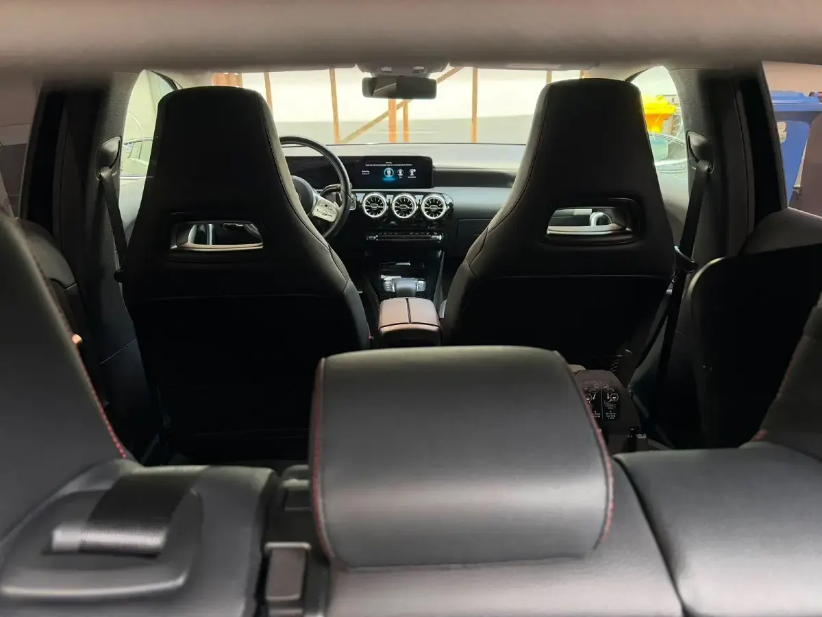 Gebraucht Mercedes A250 AMG 218 PS (160 kW) 2021 Schwarz Limousine