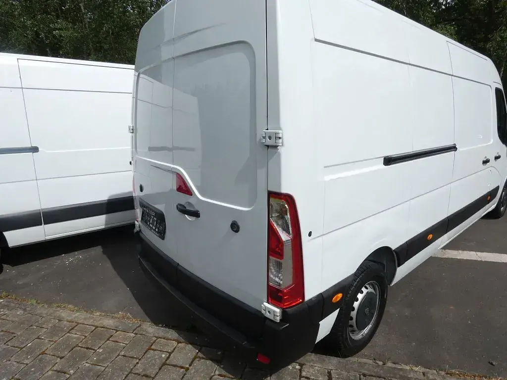 Gebraucht Renault Master 131 PS (96 kW) 2017 Weiß Van