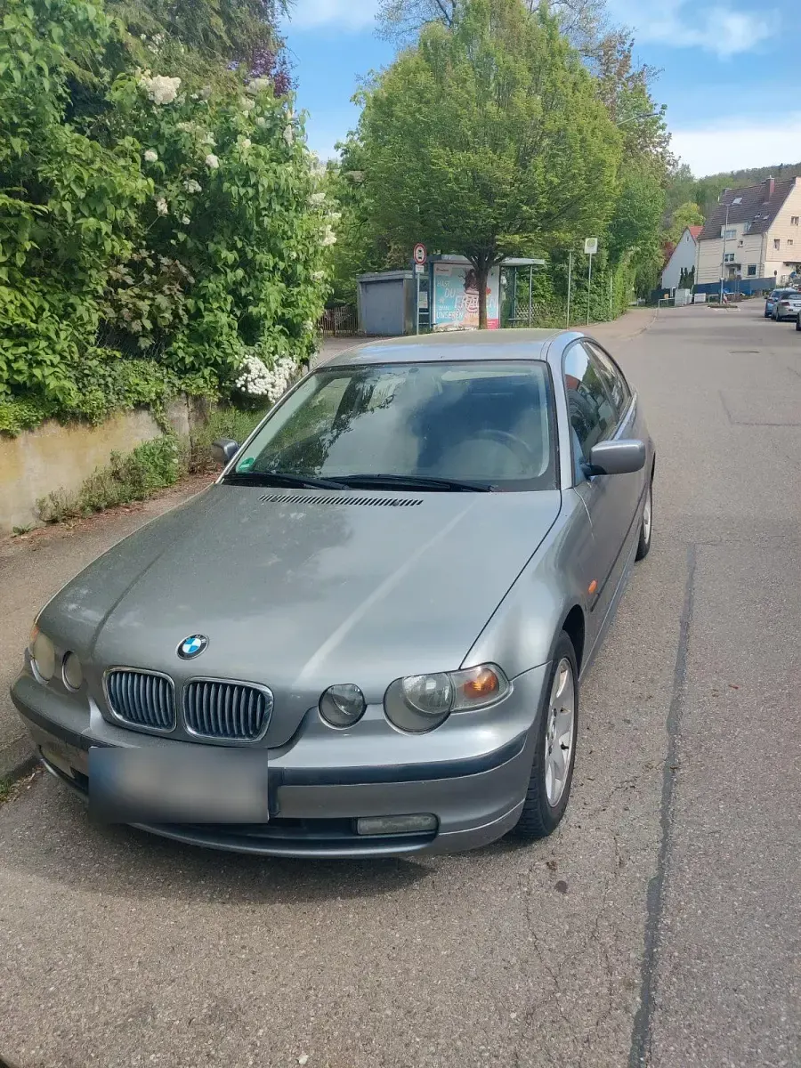 Gebraucht BMW 318 Compact 148 PS (108 kW) 2003 Silber Kleinwagen