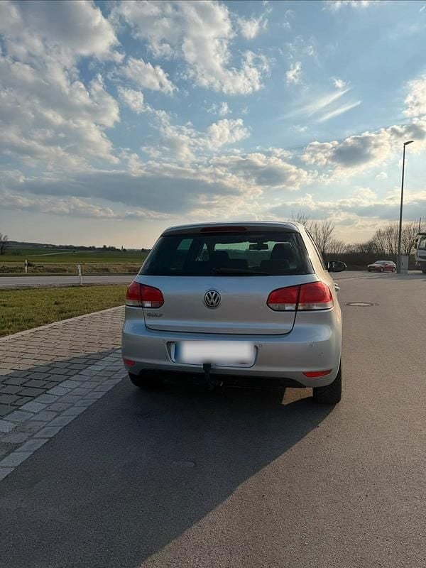 Gebraucht VW Golf VI 80 PS (58 kW) 2008 Silber Kleinwagen