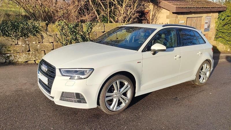 Gebraucht Audi A3 Design 116 PS (85 kW) 2019 Weiß Kombi