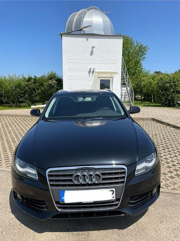 Gebraucht Audi A4 Ambiente 143 PS (105 kW) 2011 Schwarz Kombi