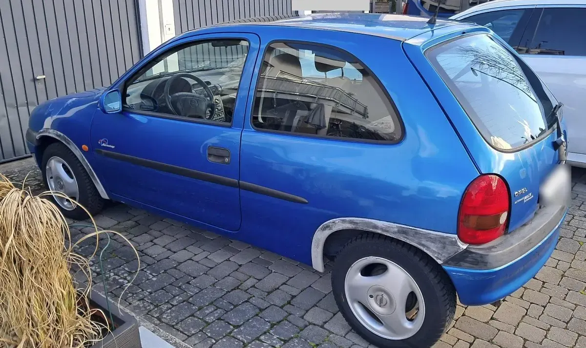 Gebraucht Opel Corsa 54 PS (39 kW) 1997 Blau Kleinwagen