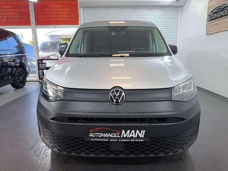Używany VW Caddy Maxi Basis 122 KM (89 kW) 2025 Srebrny Minivan