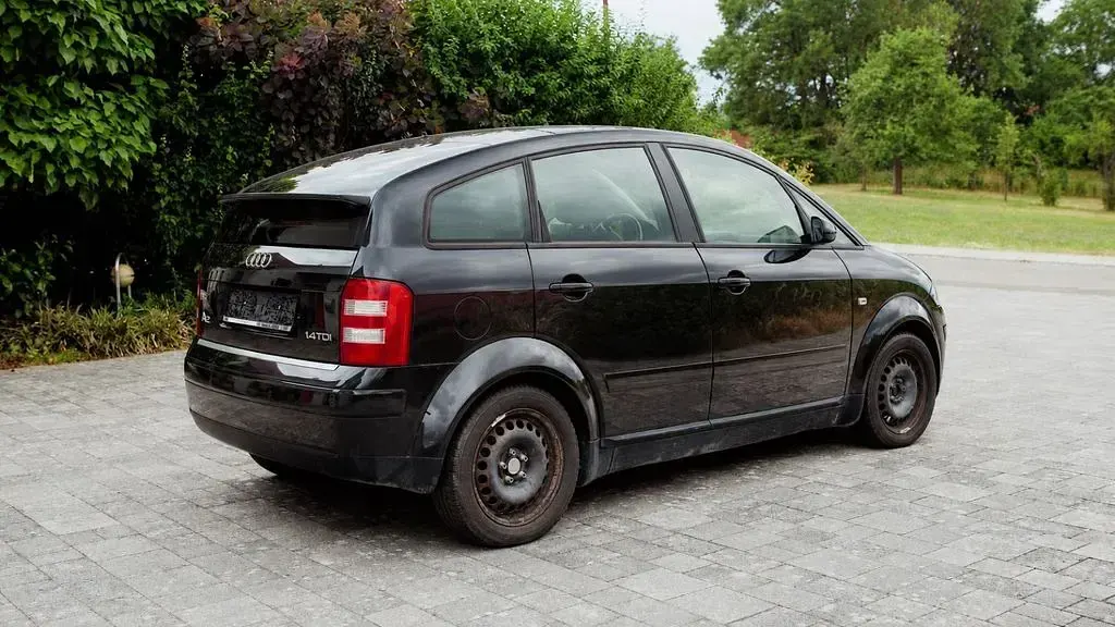 Gebraucht Audi A2 76 PS (55 kW) 2005 Schwarz Kleinwagen