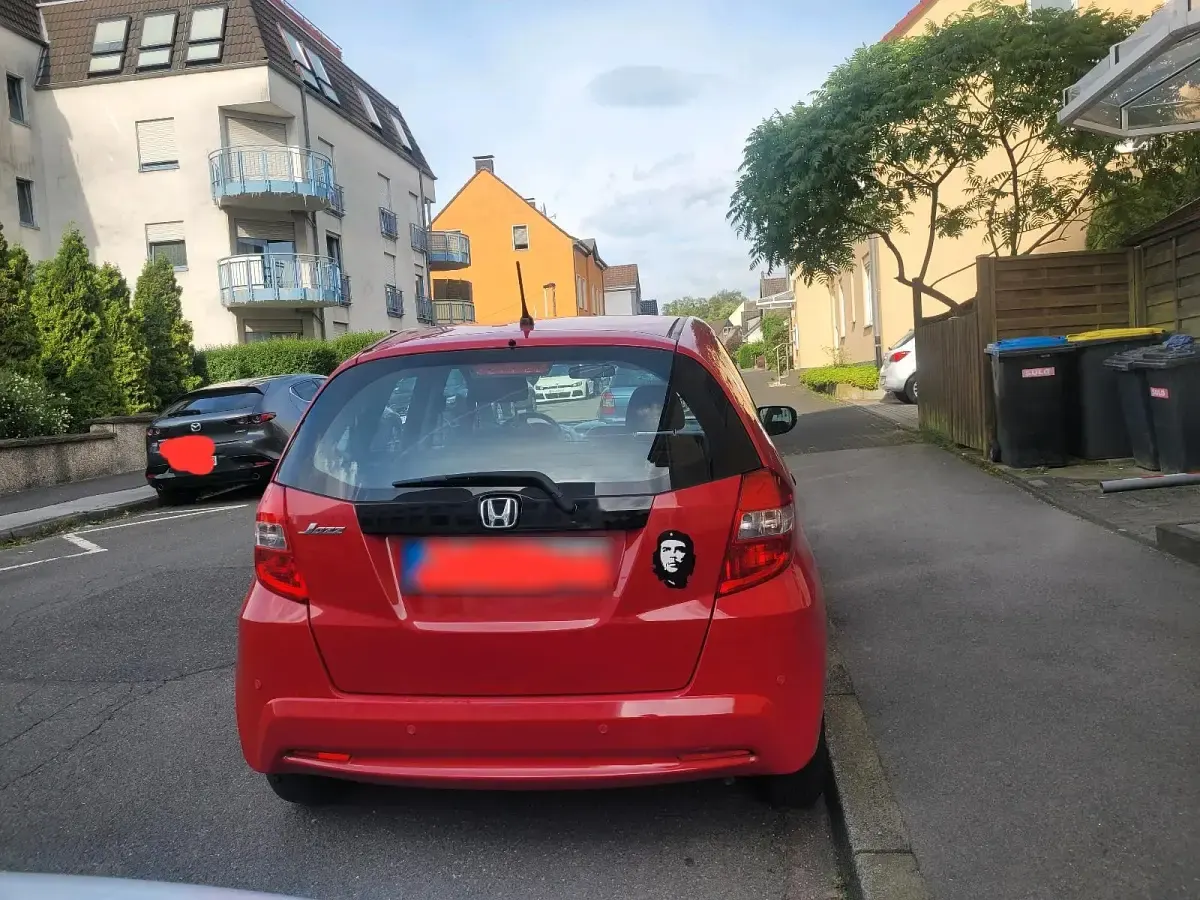Gebraucht Honda Jazz Cool 90 PS (66 kW) 2014 Rot Kleinwagen