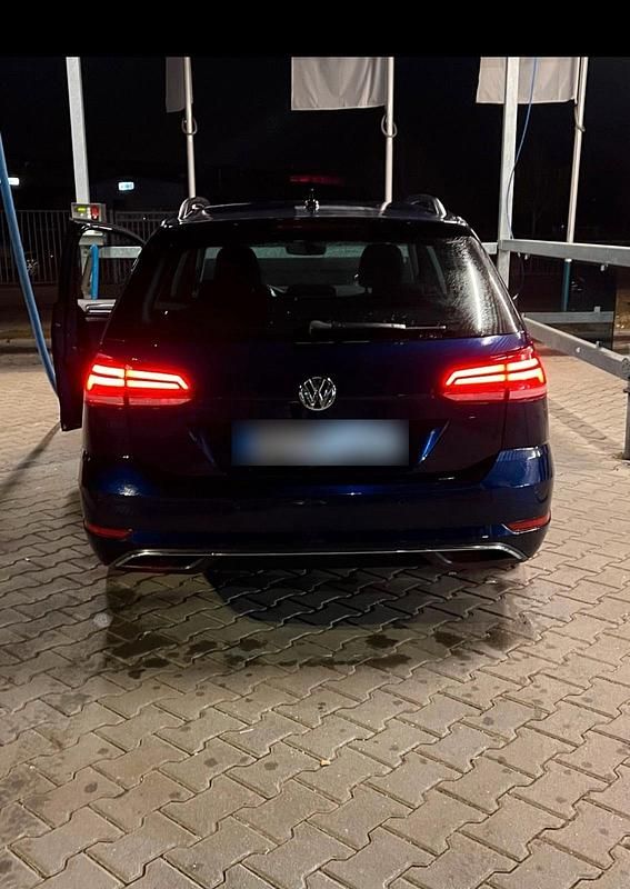 Gebraucht VW Golf VII 150 PS (110 kW) 2020 Blau Kombi