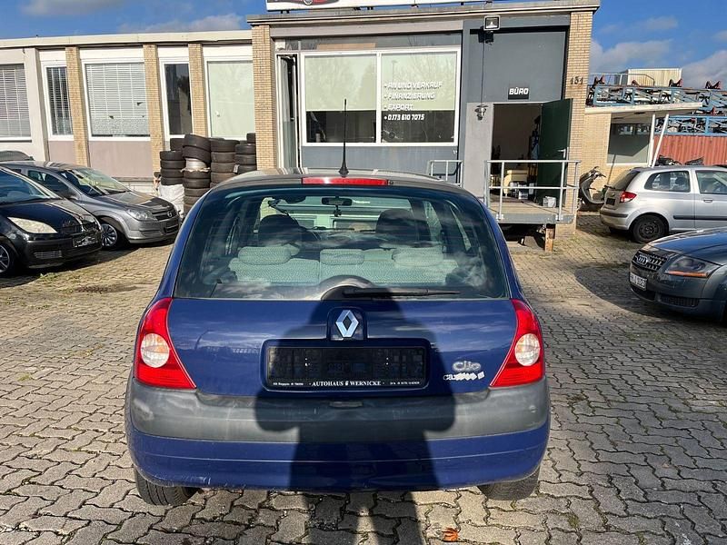 Gebraucht Renault Clio II Authentique 58 PS (42 kW) 2005 Blau Limousine