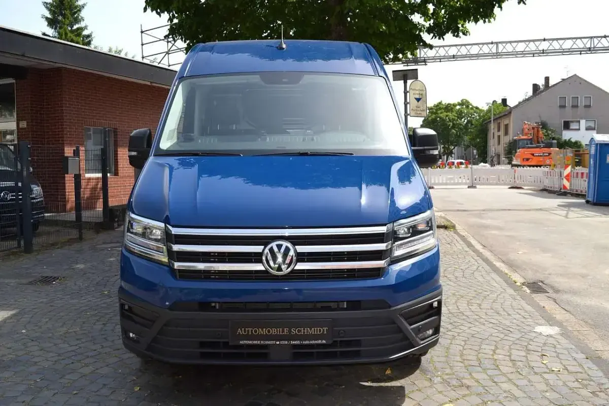 Gebraucht VW Crafter 102 PS (75 kW) 2022 Blau Van
