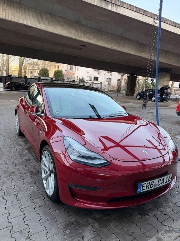 Gebraucht Tesla Model 3 350 kW (476 PS) 2019 Rot Limousine