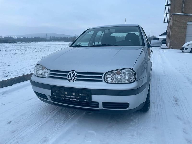 Gebraucht VW Golf IV 75 PS (55 kW) 2001 Silber Kleinwagen