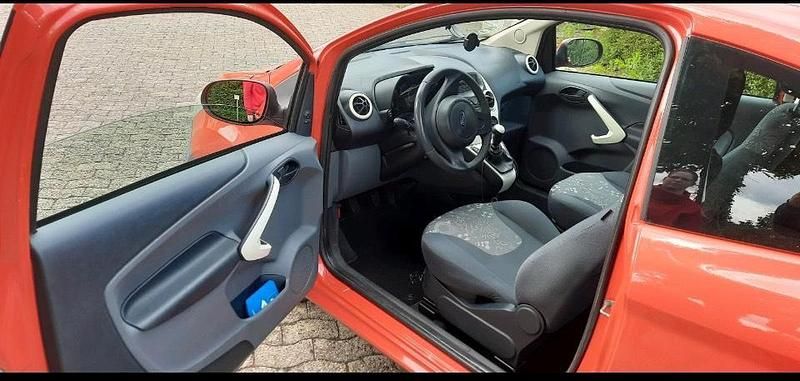 Usata Ford Ka 69 CV (50 kW) 2010 Andere farben Utilitaria