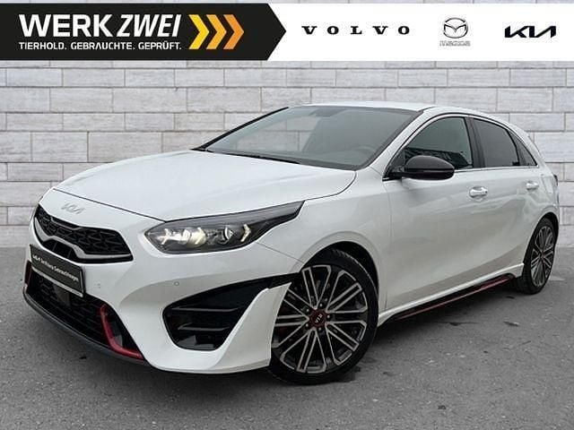 Weiß Gebraucht 2024 Kia Ceed GT GT Limousine | 29.900 € (Fairer Preis) - Bild 1/4