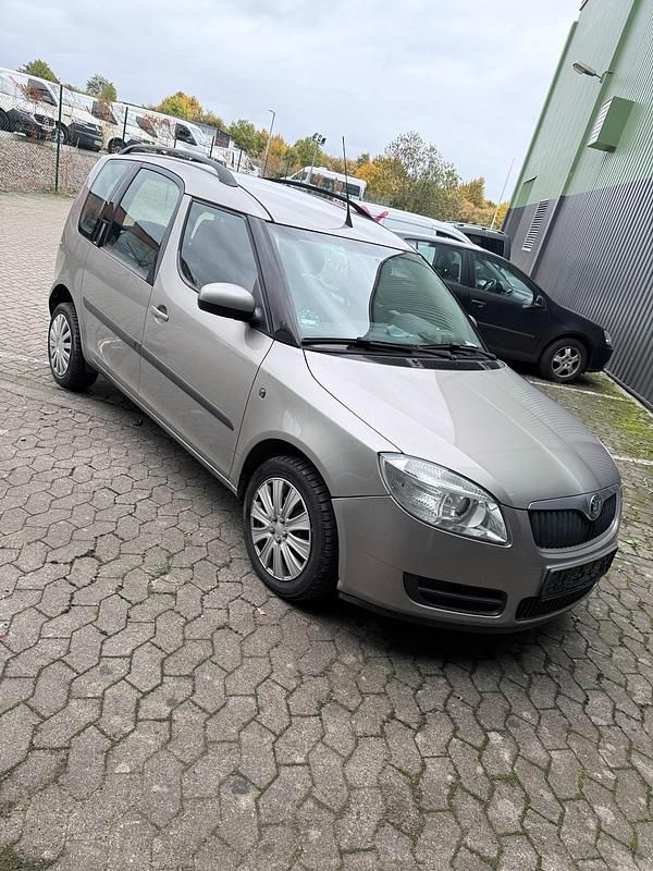 Gold Gebraucht 2008 Skoda Roomster Kombi | 1.199 € (Fairer Preis) - Bild 1/4