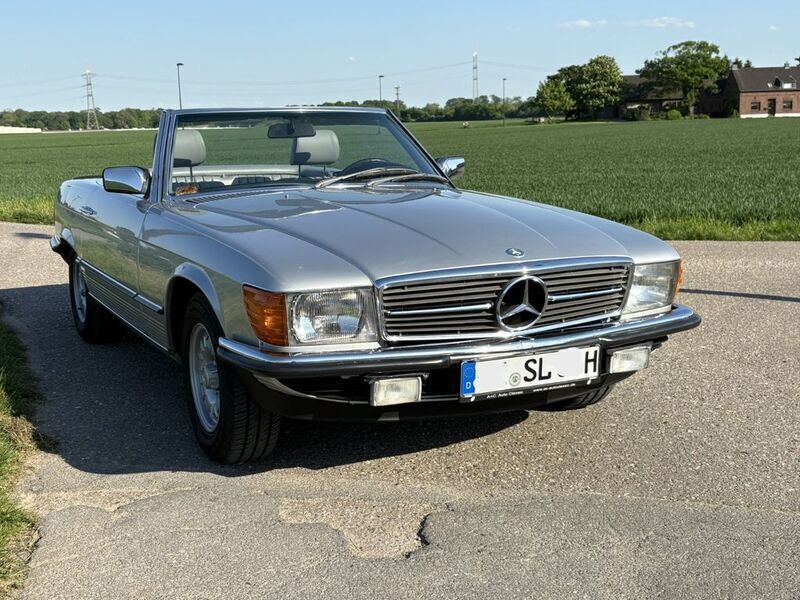 Silber Gebraucht 1985 Mercedes SL500 Cabrio | 53.500 € - Bild 1/4