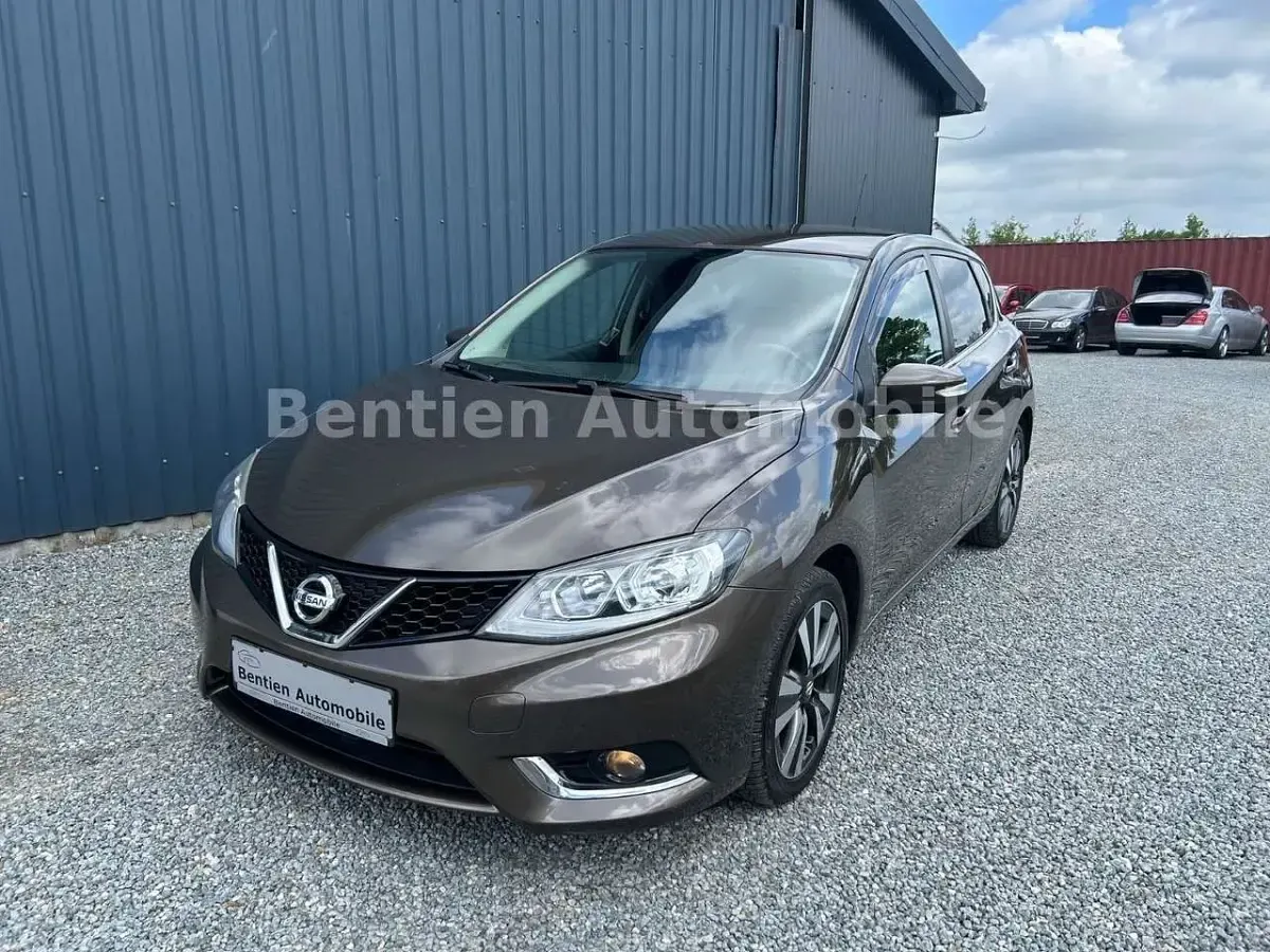 Gebraucht Nissan Pulsar Tekna 116 PS (85 kW) 2016 Braun Kleinwagen