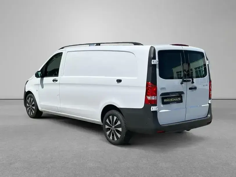 Gebraucht Mercedes Vito 190 PS (139 kW) 2024 Weiß Van
