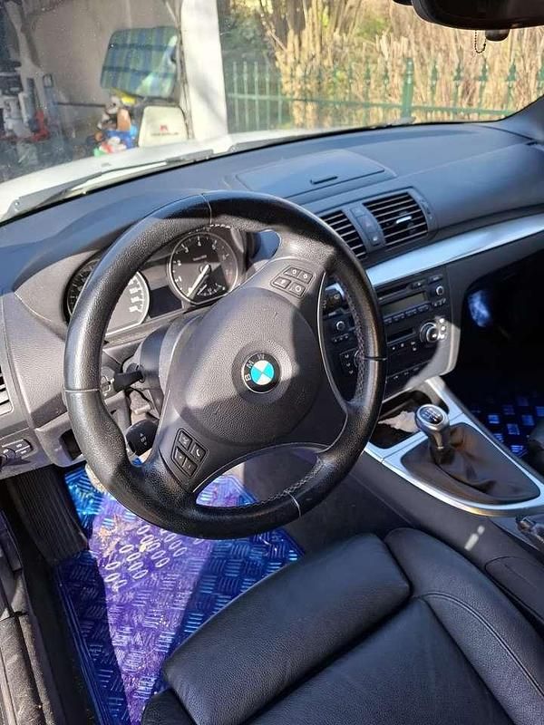 Gebraucht BMW 120 Cabriolet 170 PS (125 kW) 2010 Weiß Cabrio