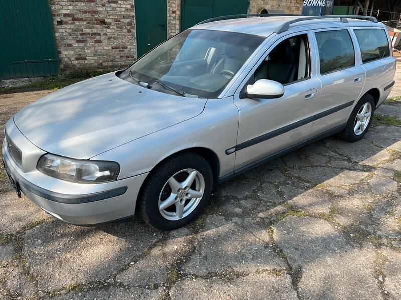 Gebraucht 2001 Volvo V70 Kombi | 1.700 € (Fairer Preis) - Bild 1/4