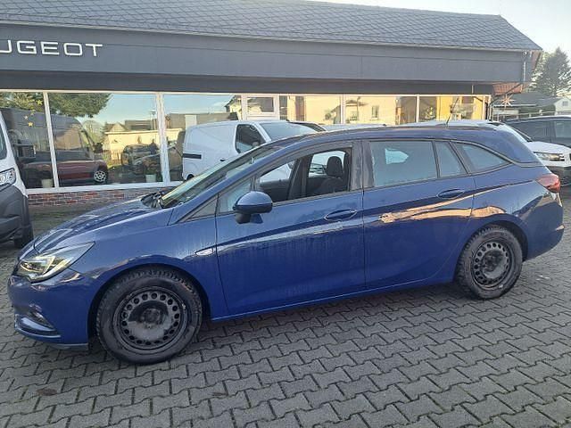 Blau Gebraucht 2019 Opel Astra Edition Kombi | 9.500 € (Fairer Preis) - Bild 1/4