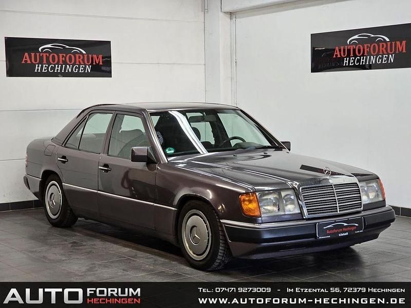 Bornit Gebraucht 1991 Mercedes E260 Limousine | 4.990 € - Bild 1/4