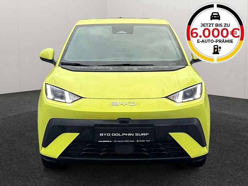 Neu BYD Dolphin Surf Active 64 kW (88 PS) 2026 Lime green Kleinwagen