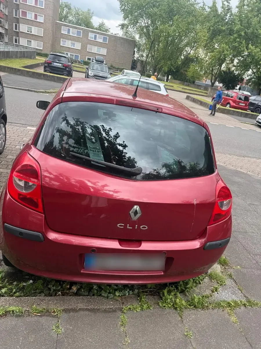 Gebraucht Renault Clio III 101 PS (74 kW) 2008 Rot Kleinwagen
