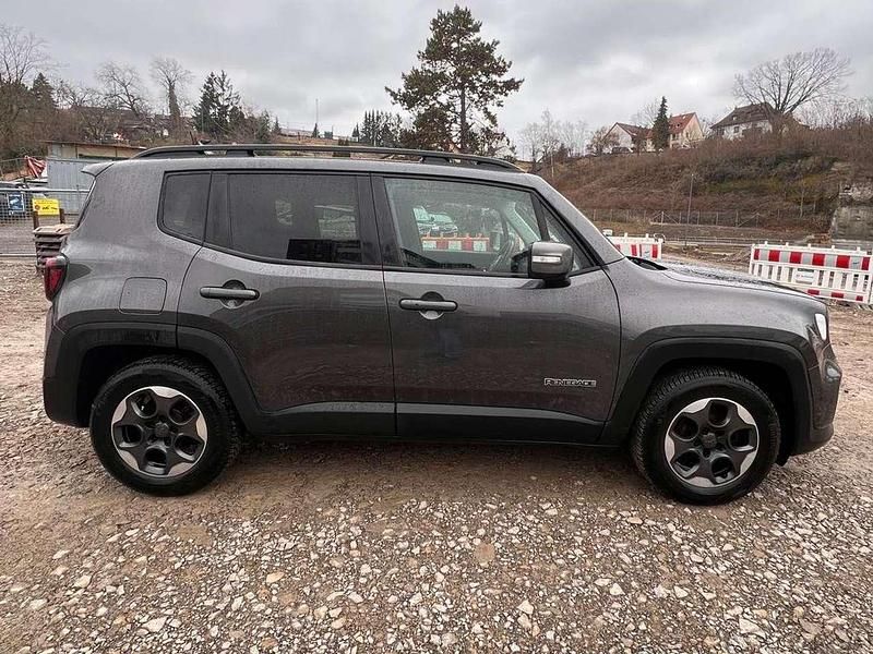 Gebraucht Jeep Renegade Limited 120 PS (88 kW) 2019 Granite crystal met SUV