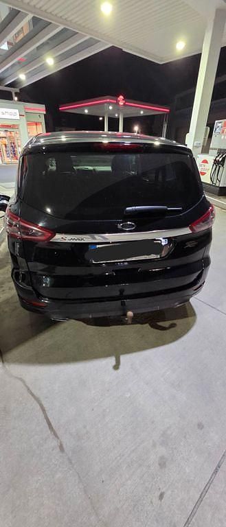 Gebraucht Ford S-MAX Titanium 179 PS (131 kW) 2016 Schwarz Van / Kleinbus