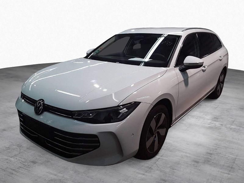 Second-hand VW Passat Business 150 CP (110 kW) 2025 Alb Break