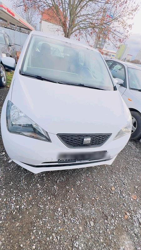 Weiß Gebraucht 2014 Seat Mii Kleinwagen | 3.990 € (Guter Preis) - Bild 1/4