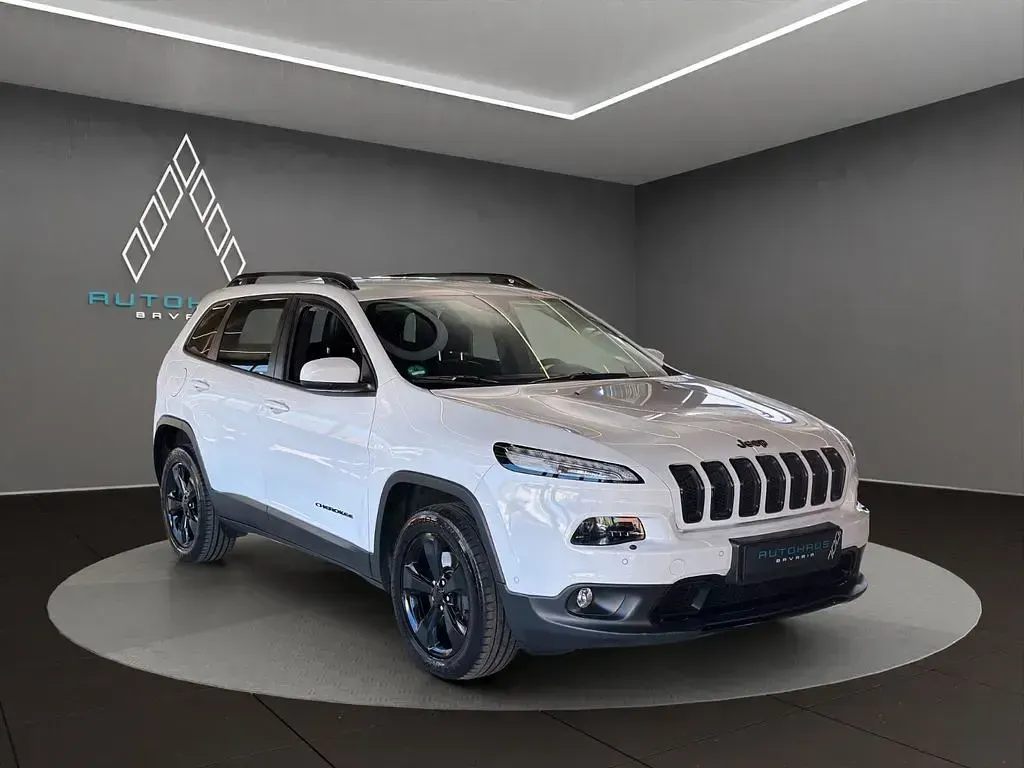 Gebraucht Jeep Cherokee Night Eagle 200 PS (147 kW) 2016 Weiß SUV