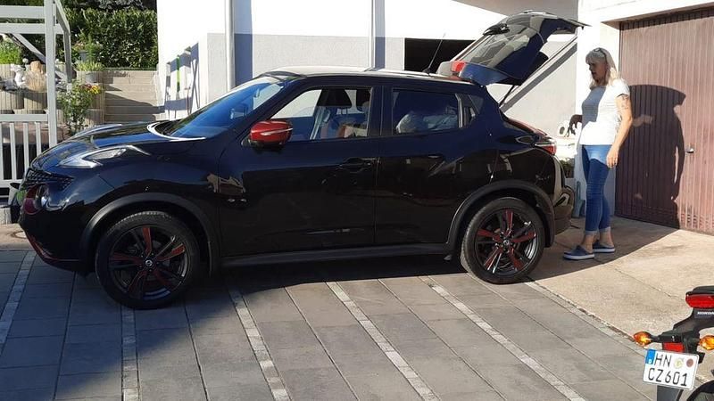 Schwarz Gebraucht 2016 Nissan Juke SUV | 8.499 € (Guter Preis) - Bild 1/4
