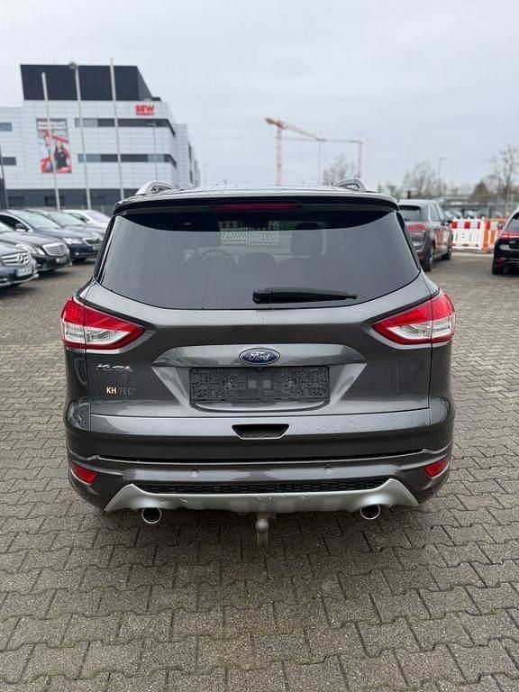 Gebraucht Ford Kuga Individual 179 PS (131 kW) 2015 Grau SUV