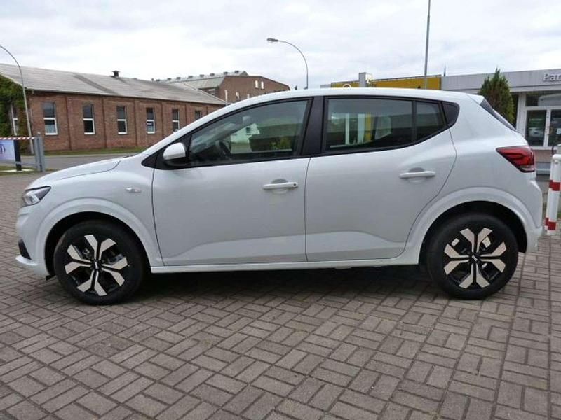 Neu Dacia Sandero Expression 91 PS (66 kW) 2025 Weiss Kleinwagen