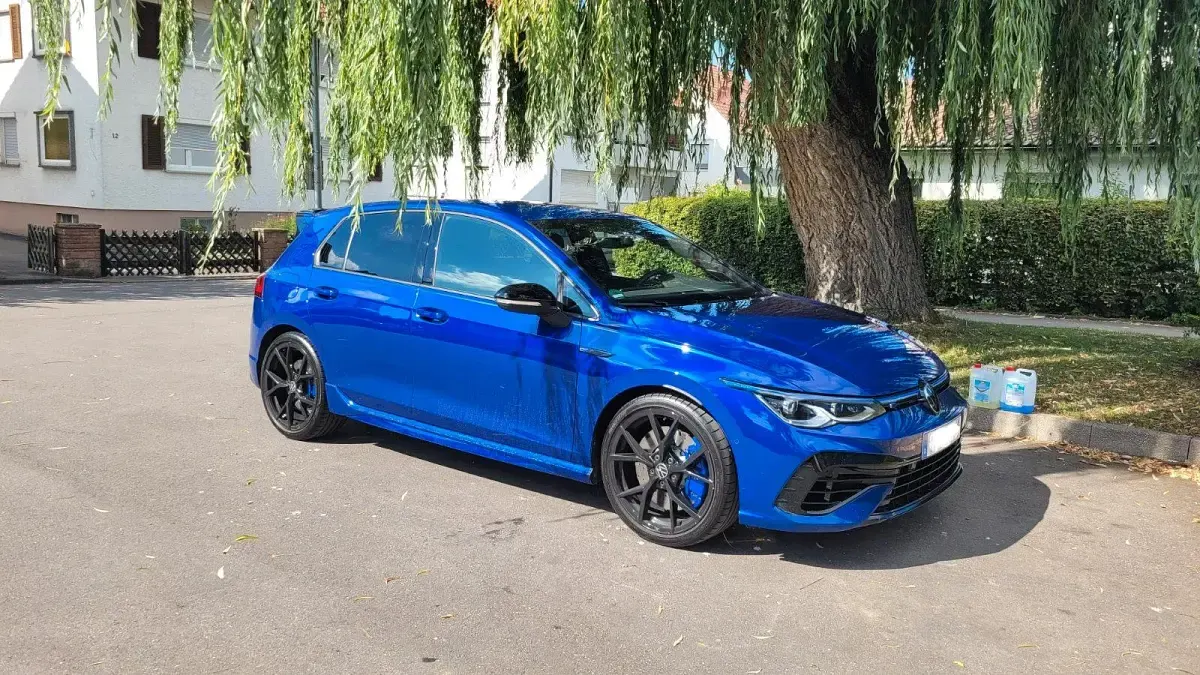 Second-hand VW Golf VIII Edition 333 CP (244 kW) 2023 Albastru Berlinǎ