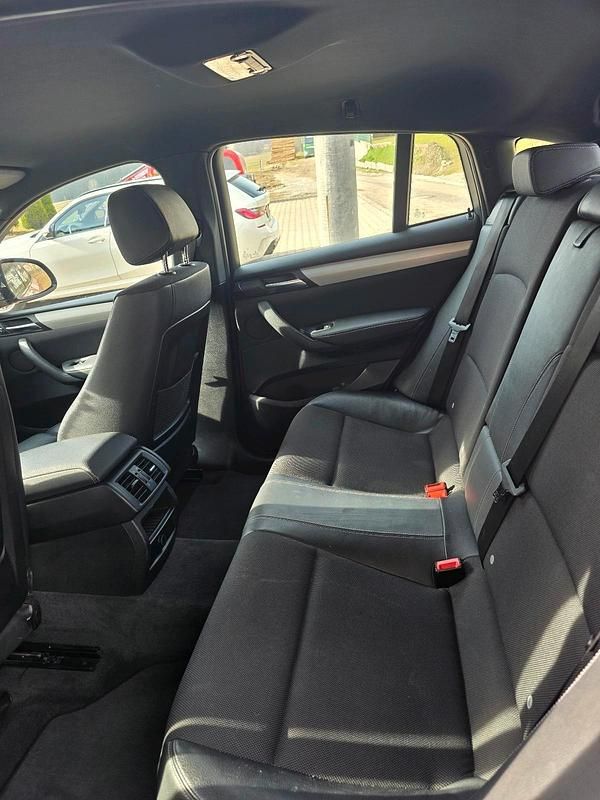 Gebraucht BMW X4 190 PS (139 kW) 2016 Rot SUV