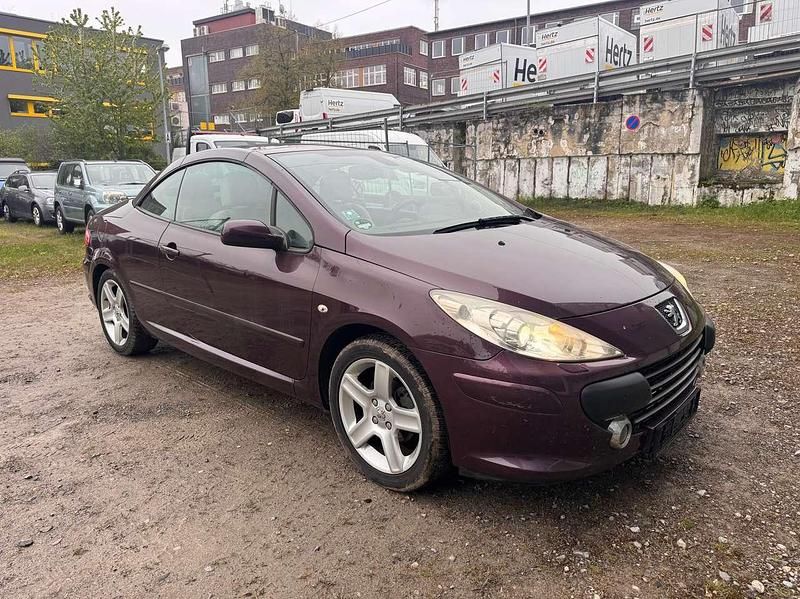Gebraucht Peugeot 307 CC Tendance 140 PS (102 kW) 2005 Farbe montechrist Cabrio