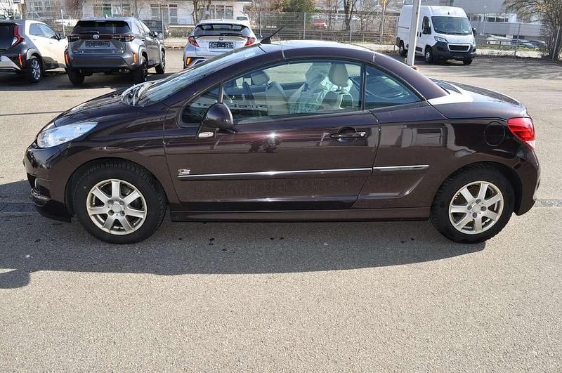 Gebraucht Peugeot 207 CC Allure 120 PS (88 kW) 2013 Schwarz Cabrio
